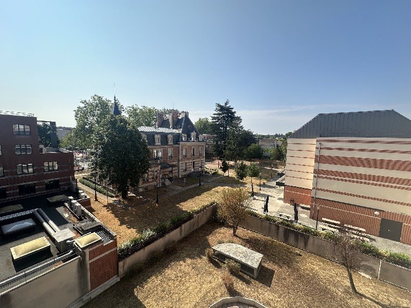 Appartement à louer, 65m², Melun
