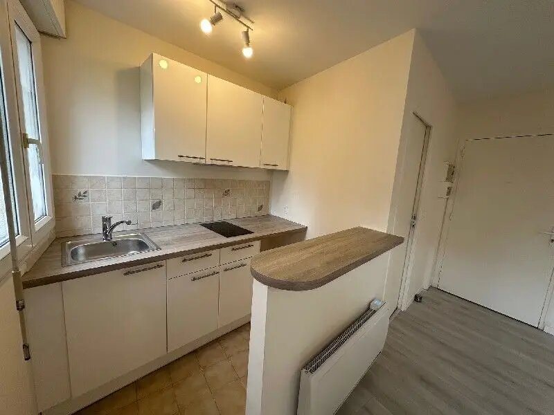 Appartement à louer, 32m², Dammarie-lès-Lys