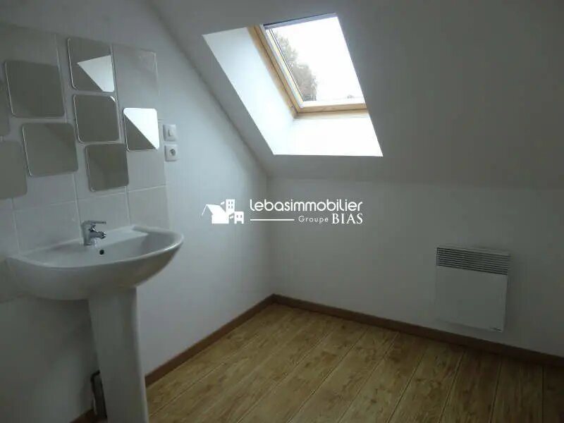 Maison à louer, 89m², Valliquerville
