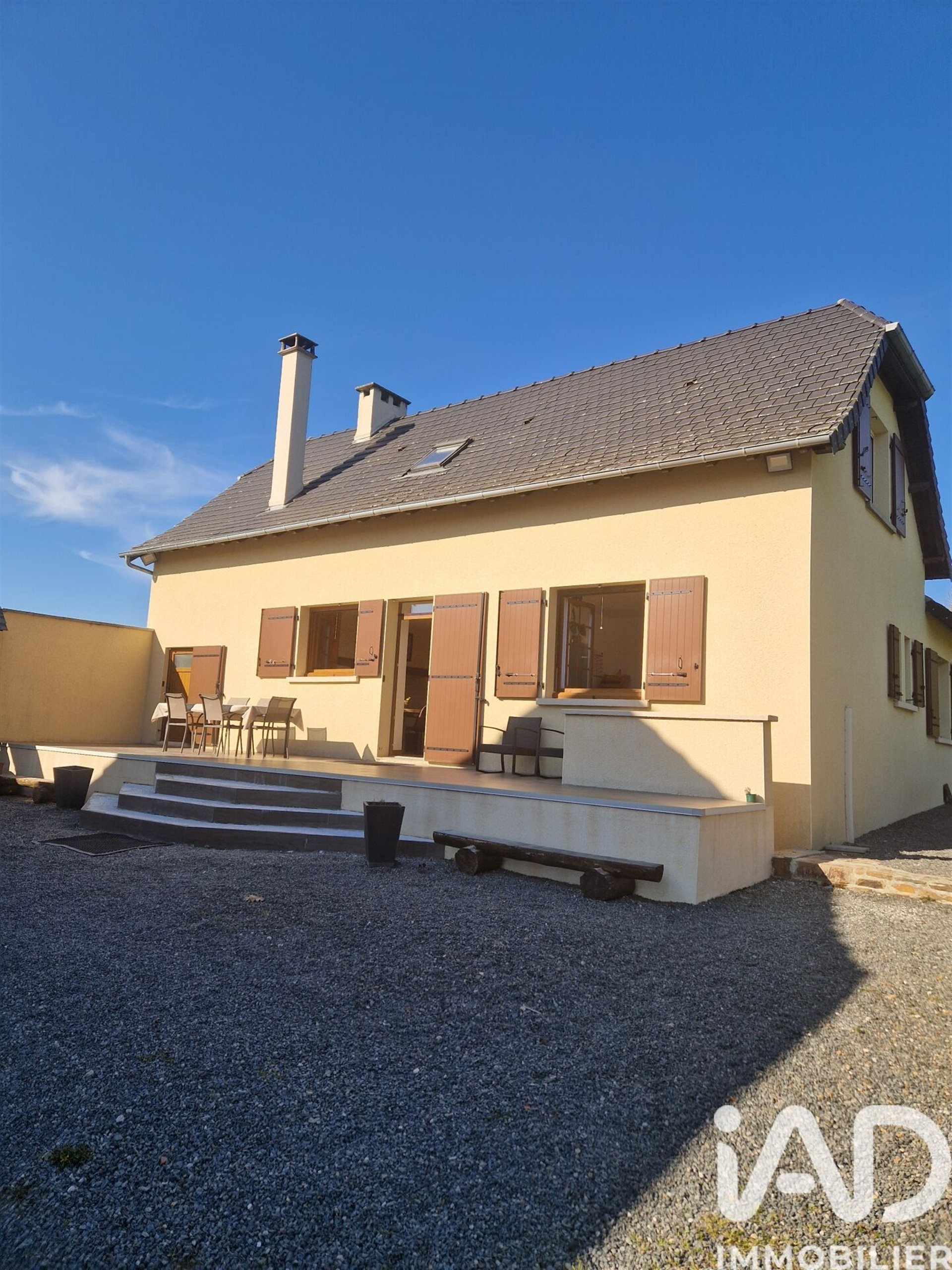 Maison à vendre, 100m², Saint-Cyr-les-Champagnes