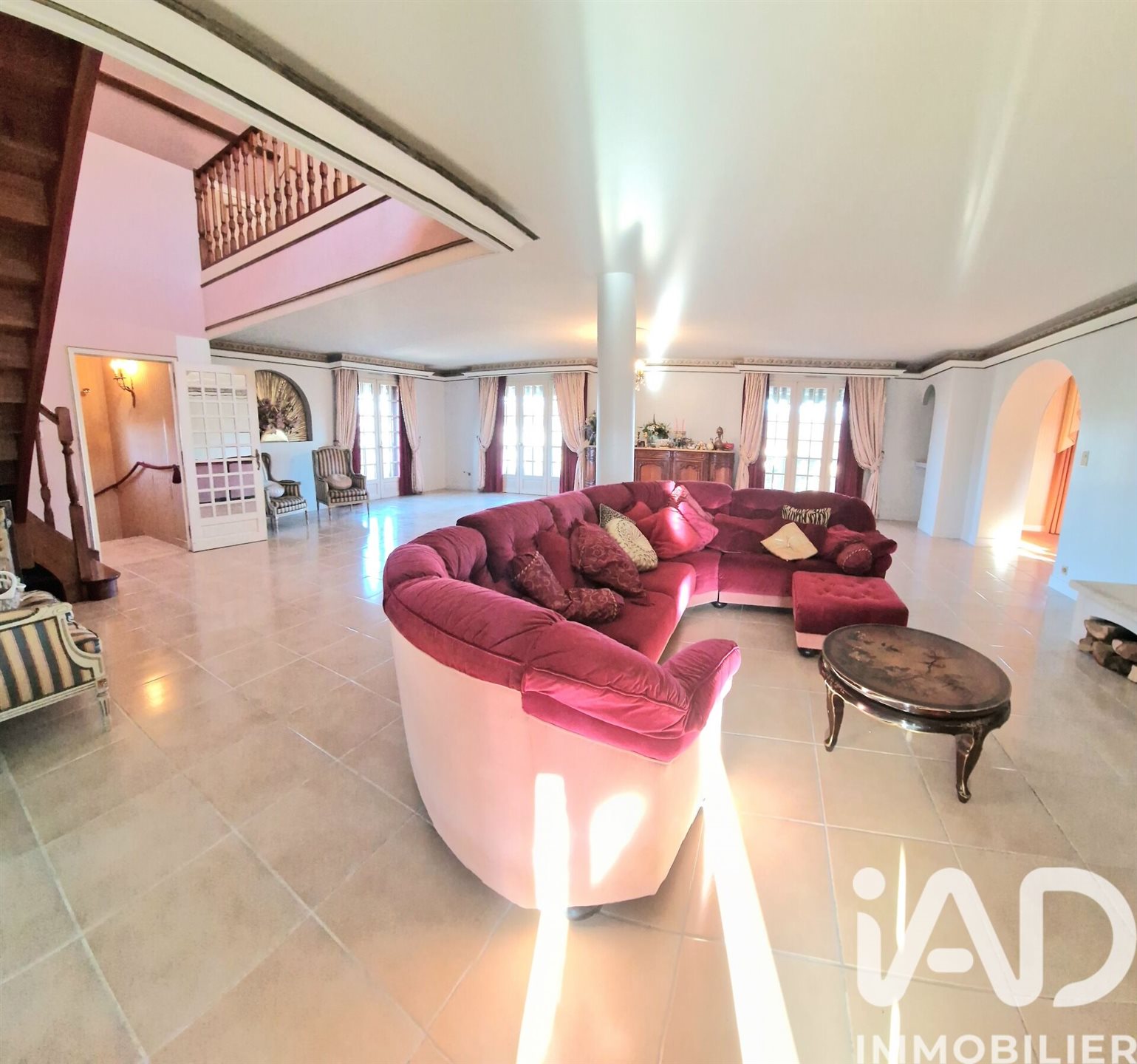 Maison à vendre, 290m², Terrasson-Lavilledieu