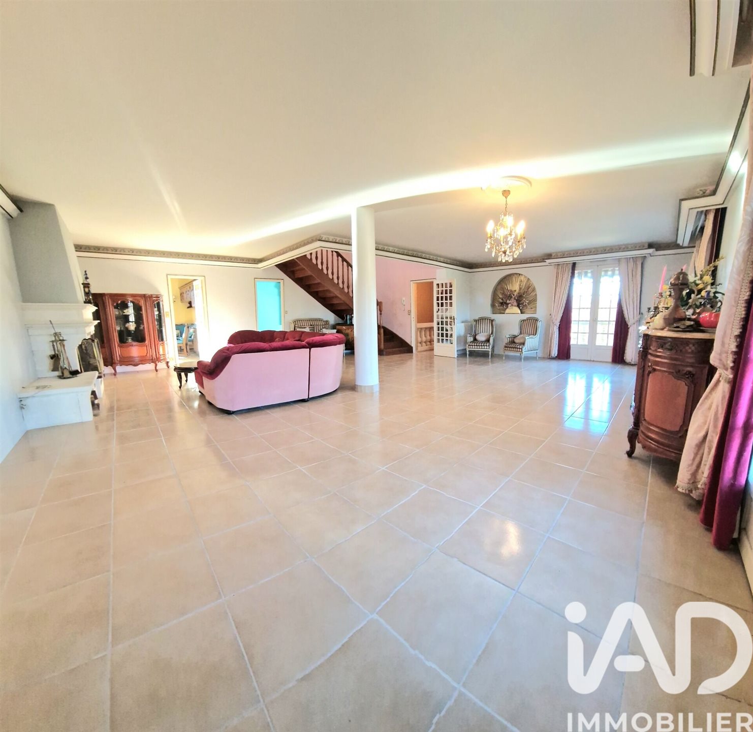 Maison à vendre, 290m², Terrasson-Lavilledieu