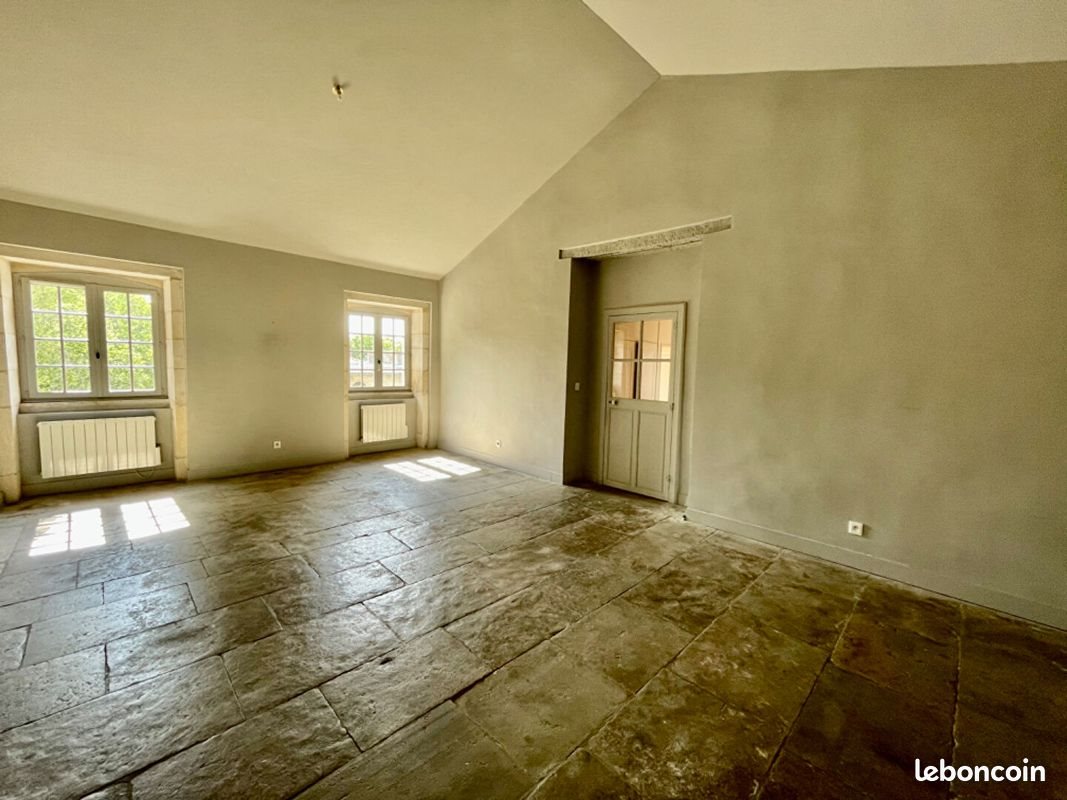 Appartement à louer, 85m², Nîmes