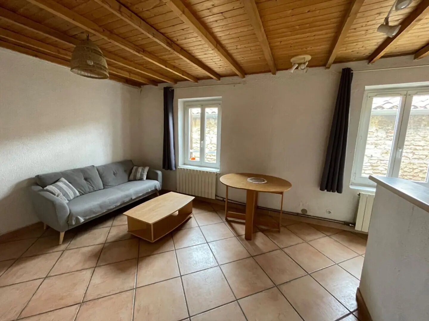 Appartement à louer, 33m², Nîmes