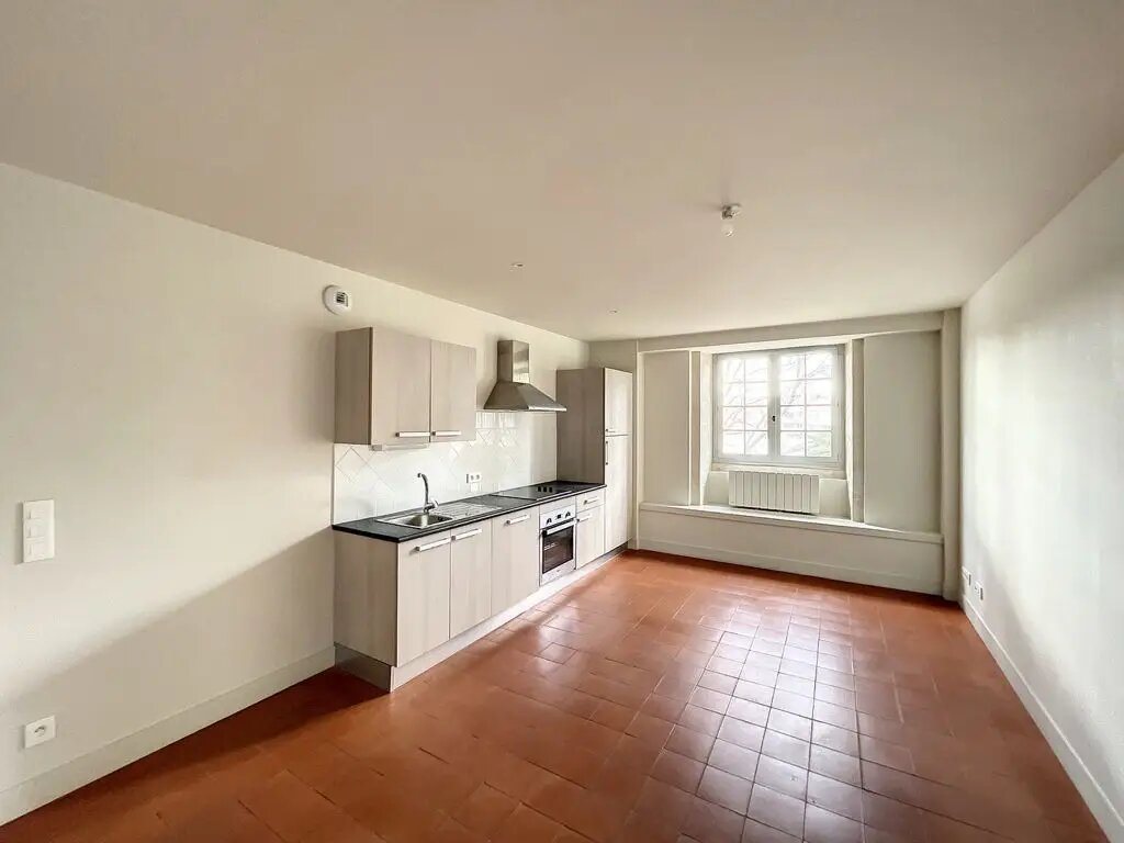 Appartement à louer, 41m², Nîmes