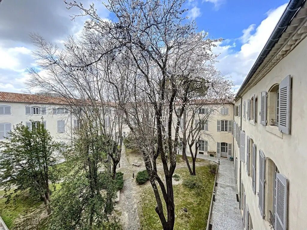 Appartement à louer, 41m², Nîmes