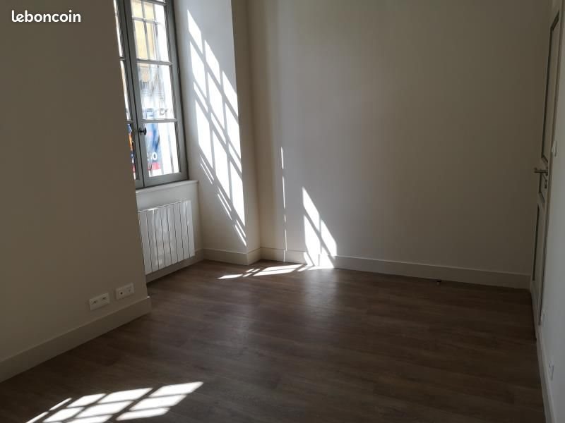 Appartement à louer, 49m², Nîmes