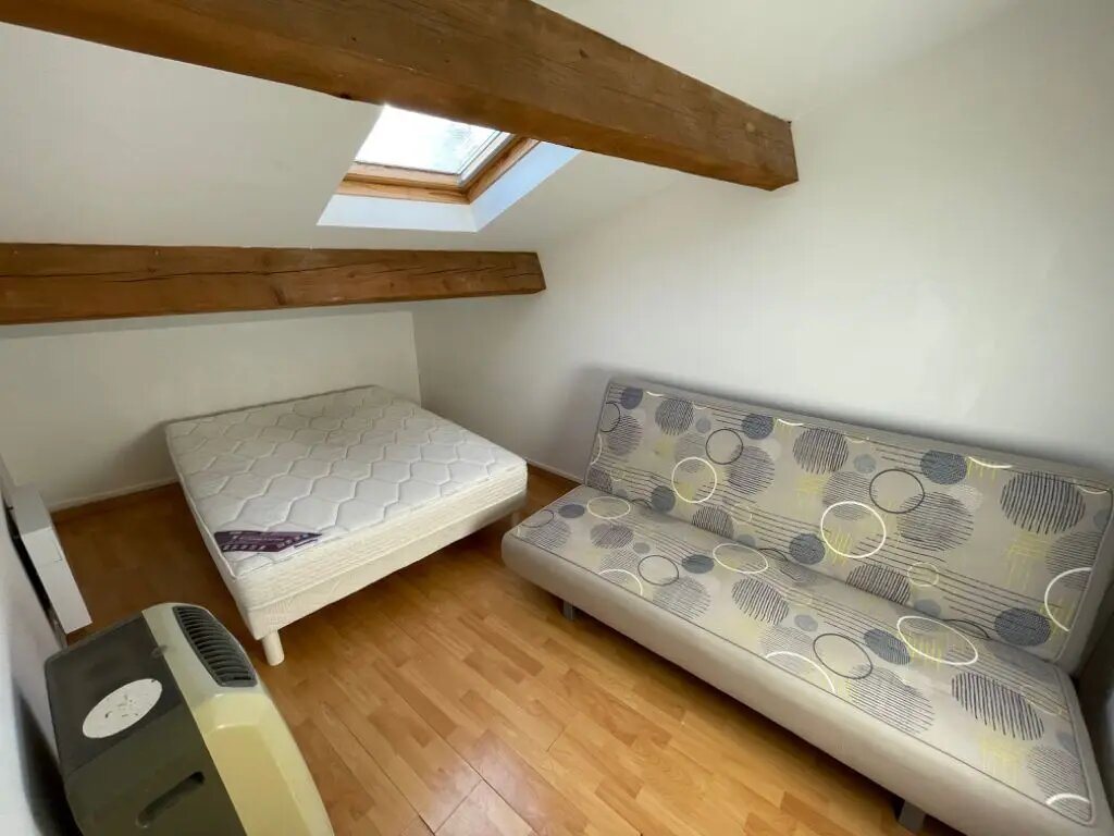 Appartement à louer, 33m², Nîmes