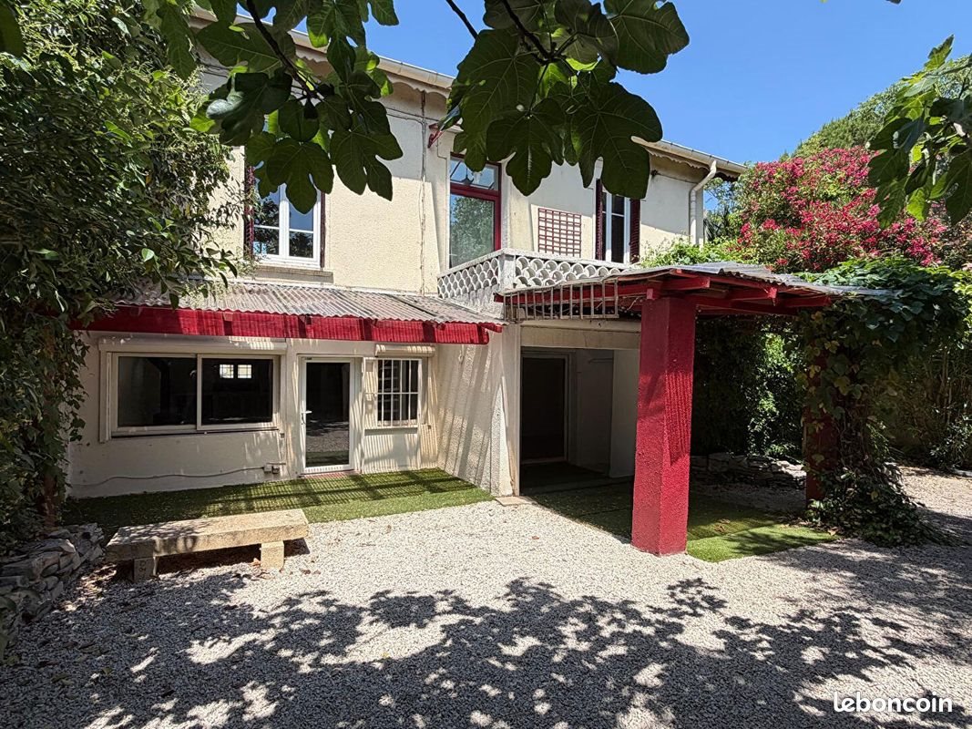 Maison à vendre, 140m², Nîmes
