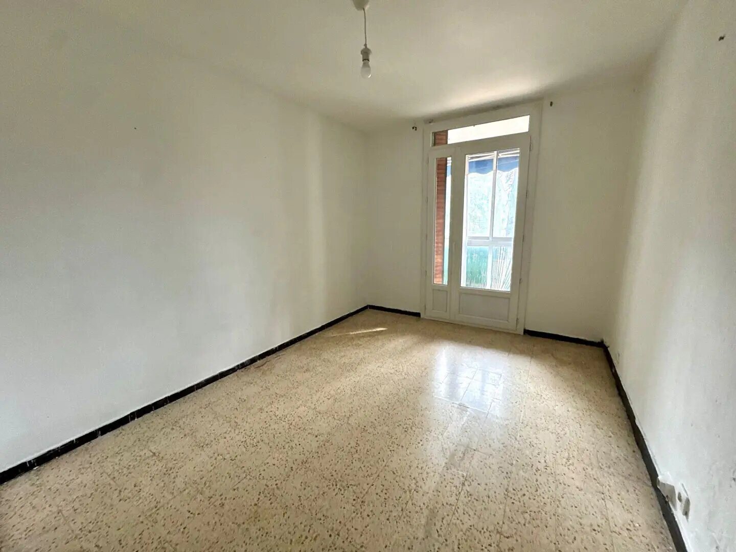 Appartement à louer, 54m², Nîmes