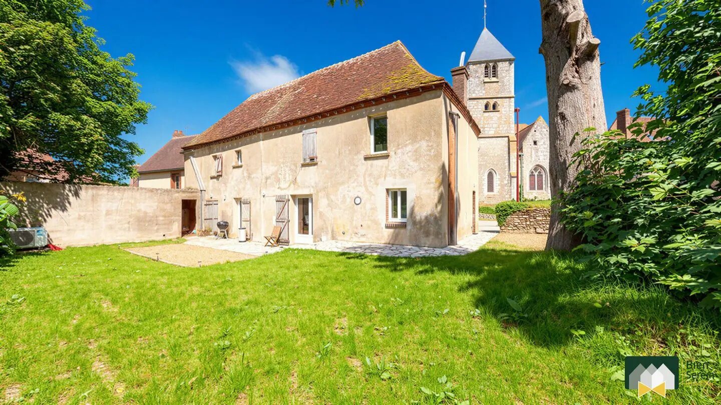 Maison à vendre, 140m², Arcisses