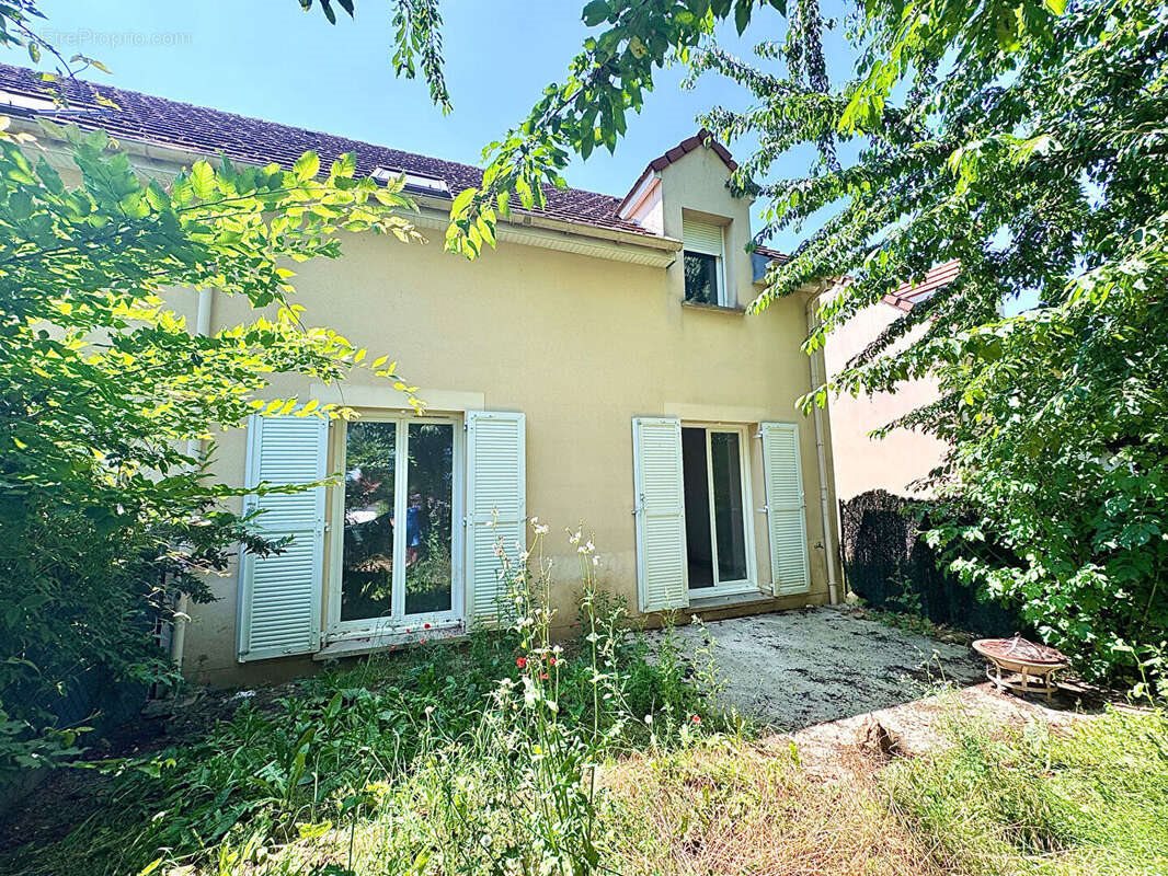 Maison à vendre, 91m², Lèves