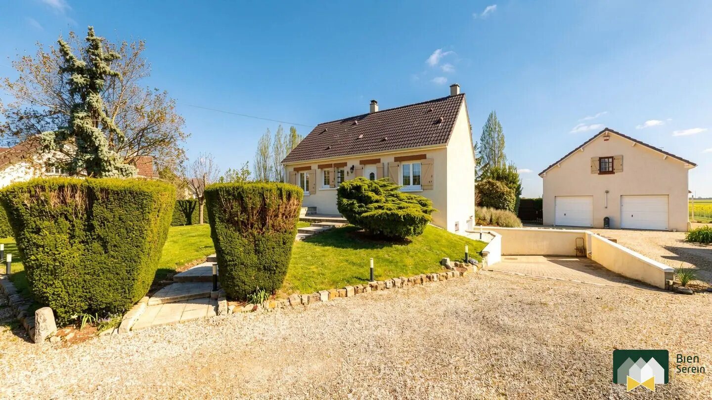 Maison à vendre, 109m², Marville-Moutiers-Brûlé