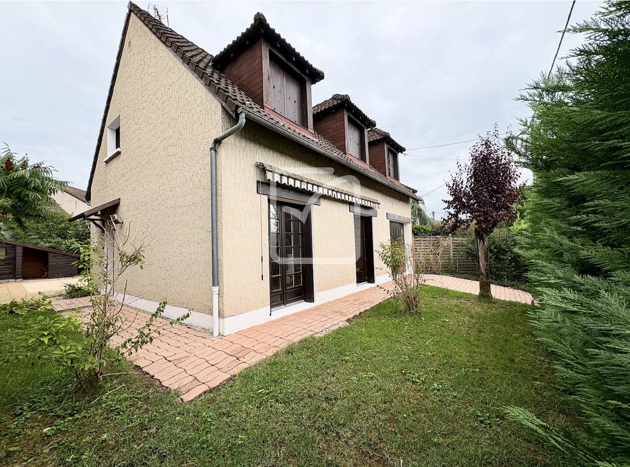 Maison à vendre, 101m², Saint-Pantaléon-de-Larche