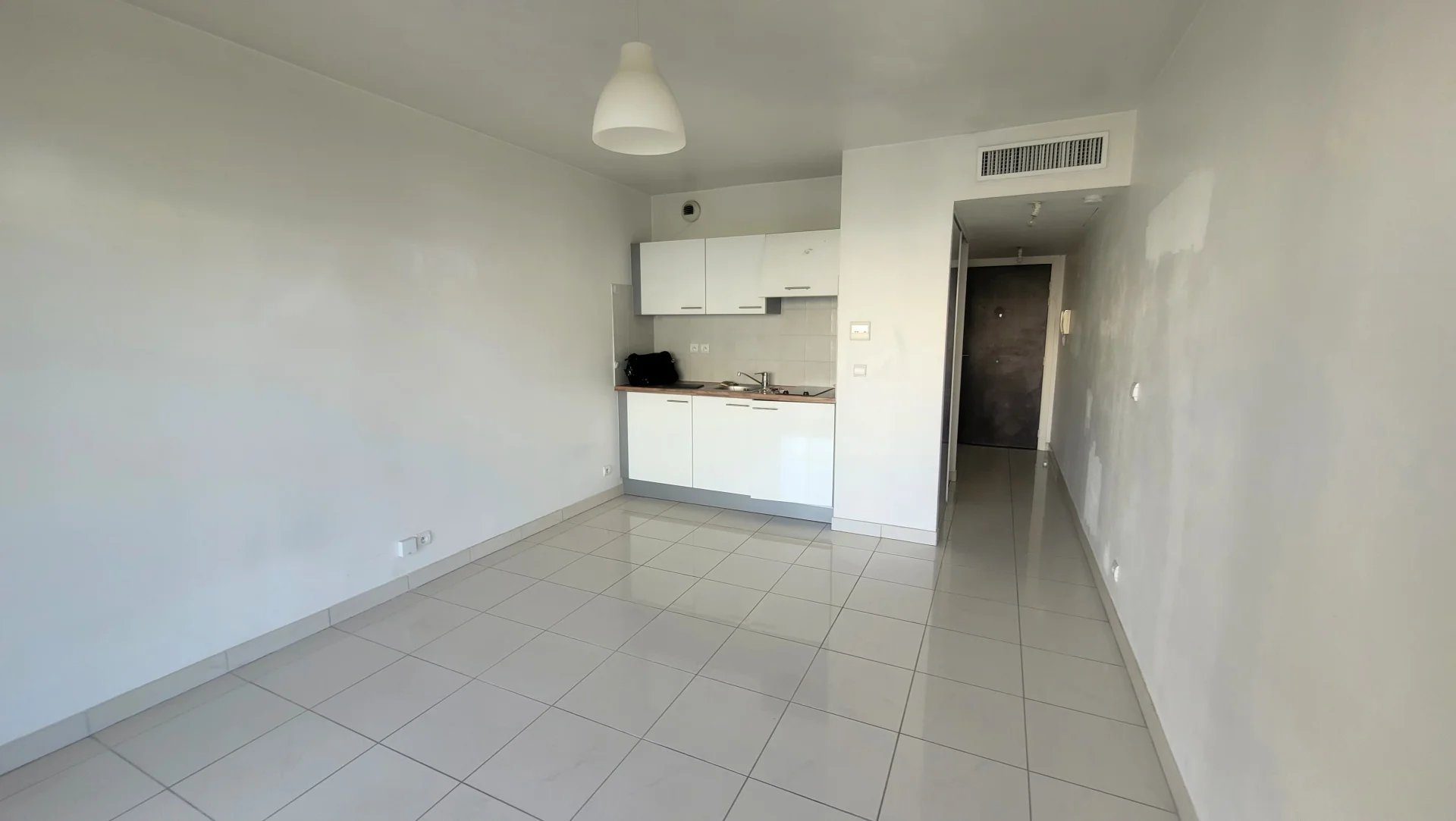 Appartement à louer, 24m², Cannes