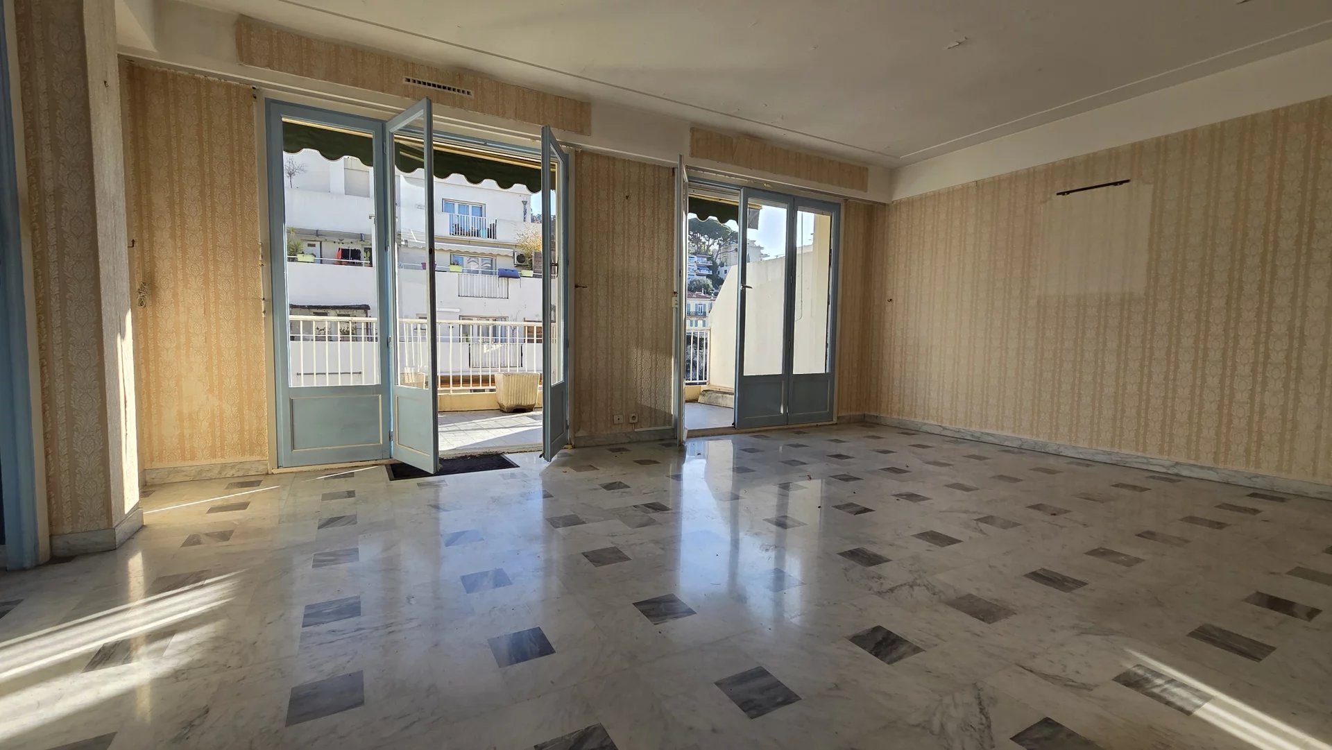 Maison à vendre, 4m², Nice