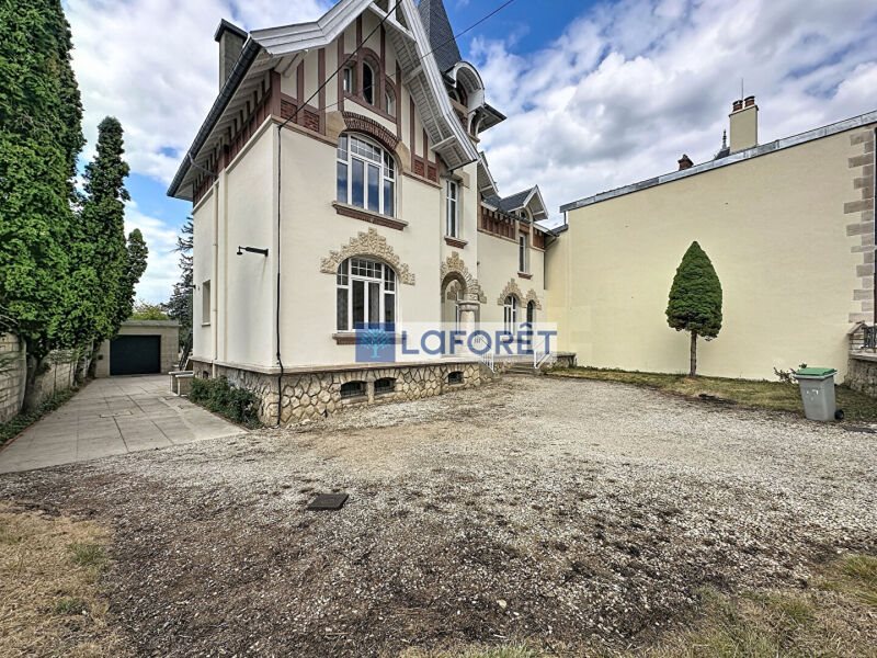 Maison à vendre, 211m², Saint-Dizier