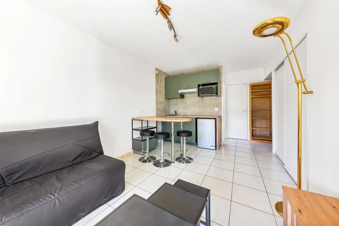 Appartement à louer, 25m², Saint-Laurent-du-Var