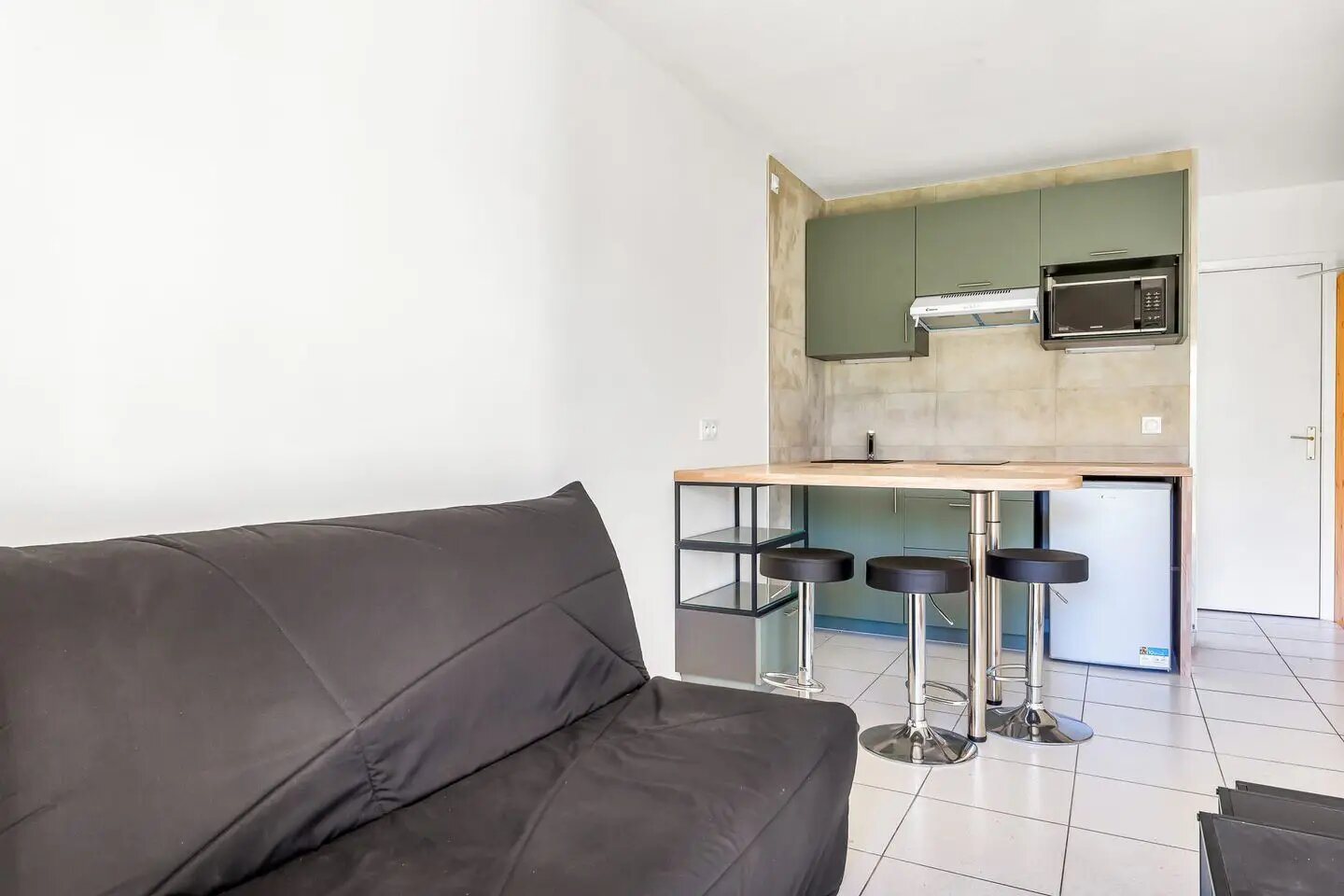 Appartement à louer, 25m², Saint-Laurent-du-Var