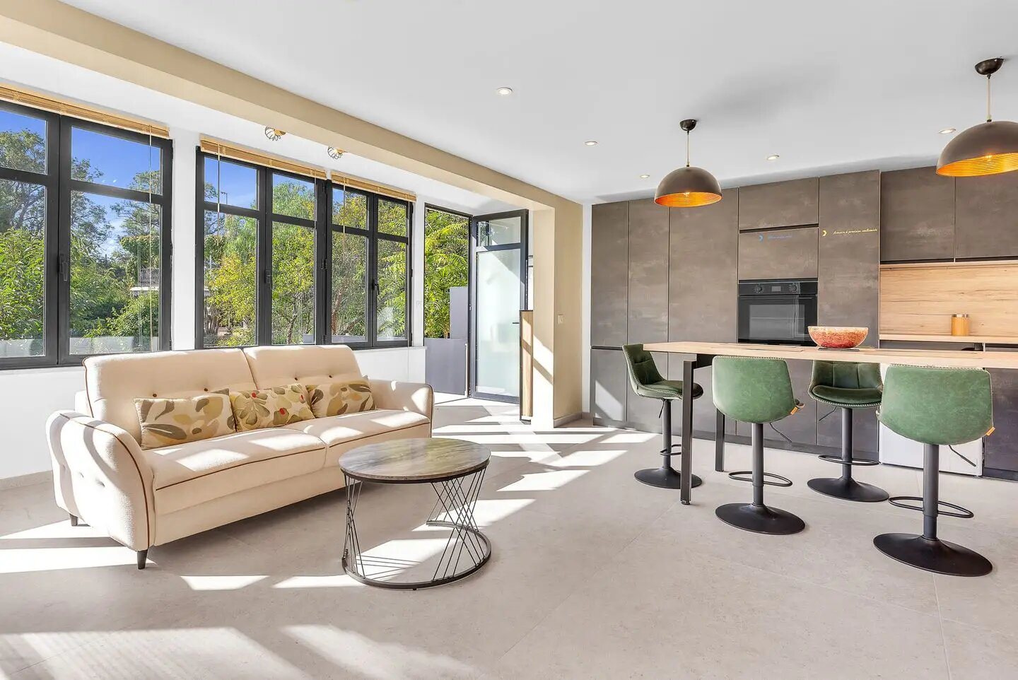 Appartement à louer, 90m², Antibes