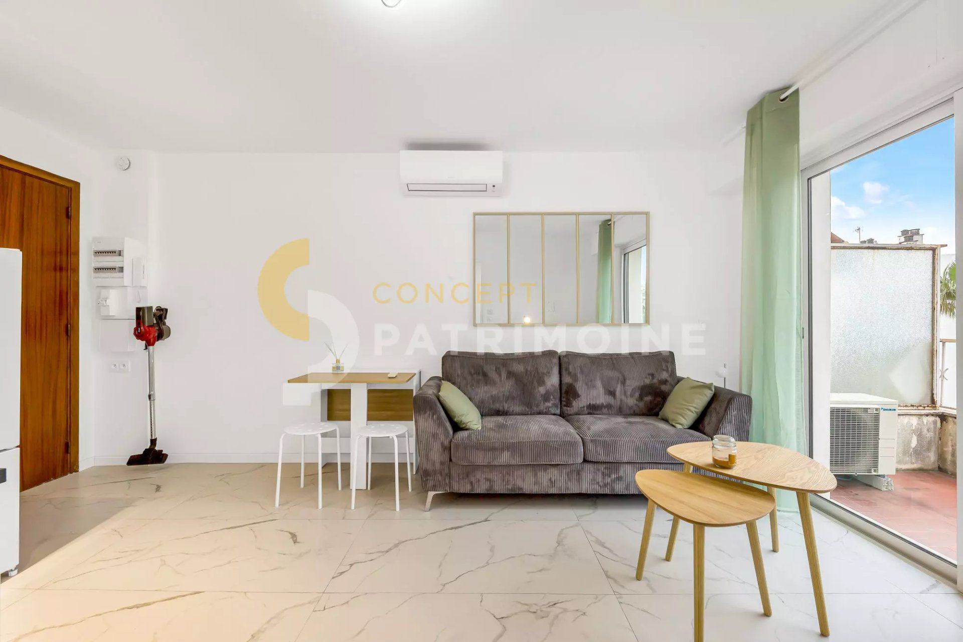 Appartement à louer, 27m², Cagnes-sur-Mer