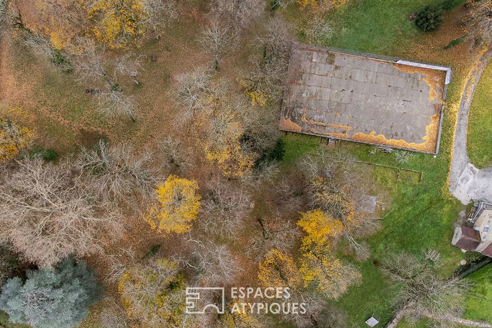Maison à vendre, 1980m², Lons-le-Saunier