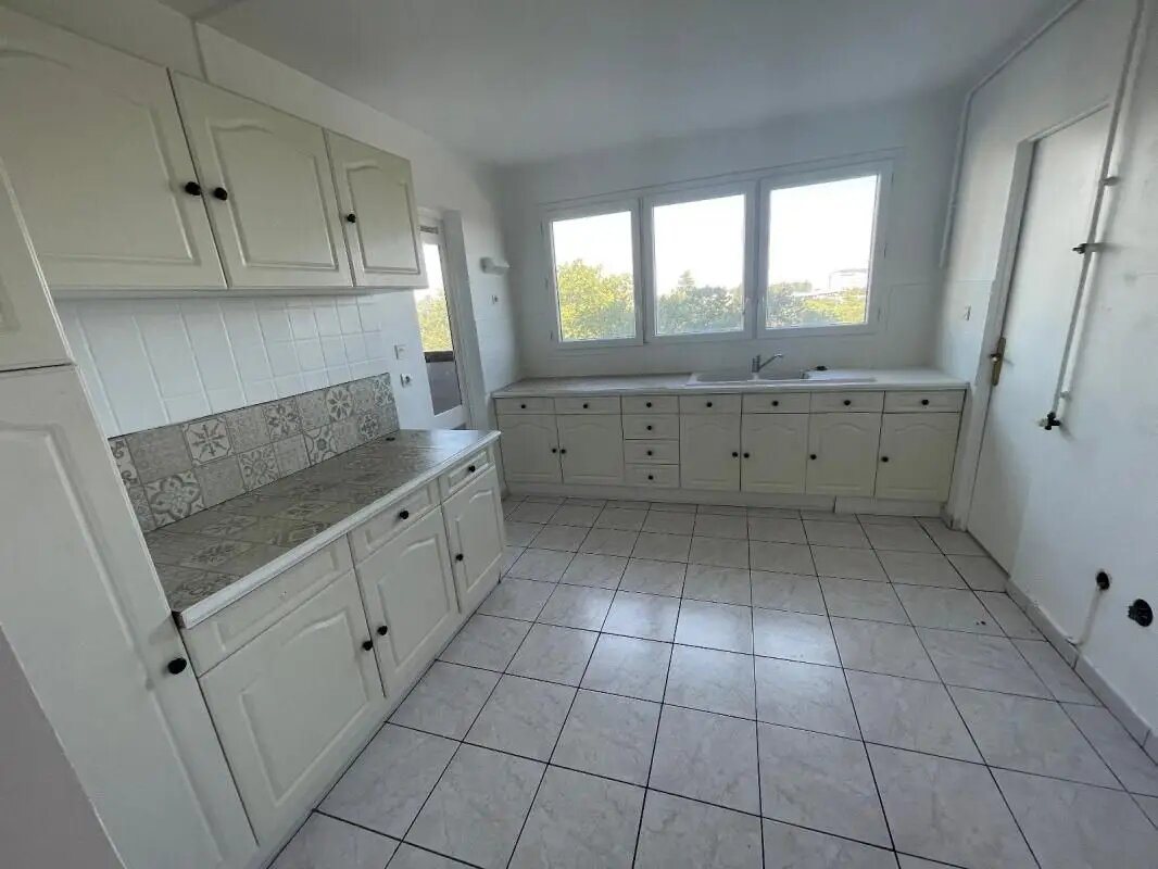 Appartement à louer, 71m², Rillieux-la-Pape