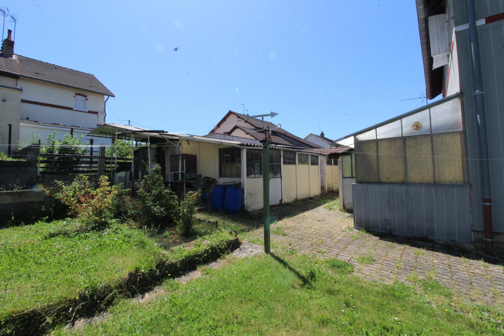 Maison à vendre, 137m², Montceau-les-Mines