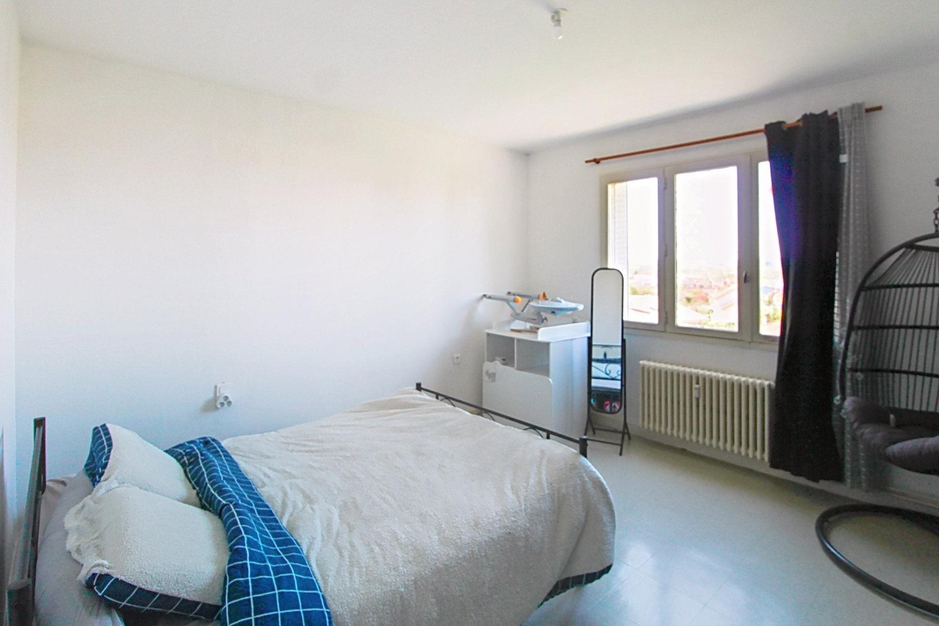 Appartement à vendre, 95m², Montceau-les-Mines