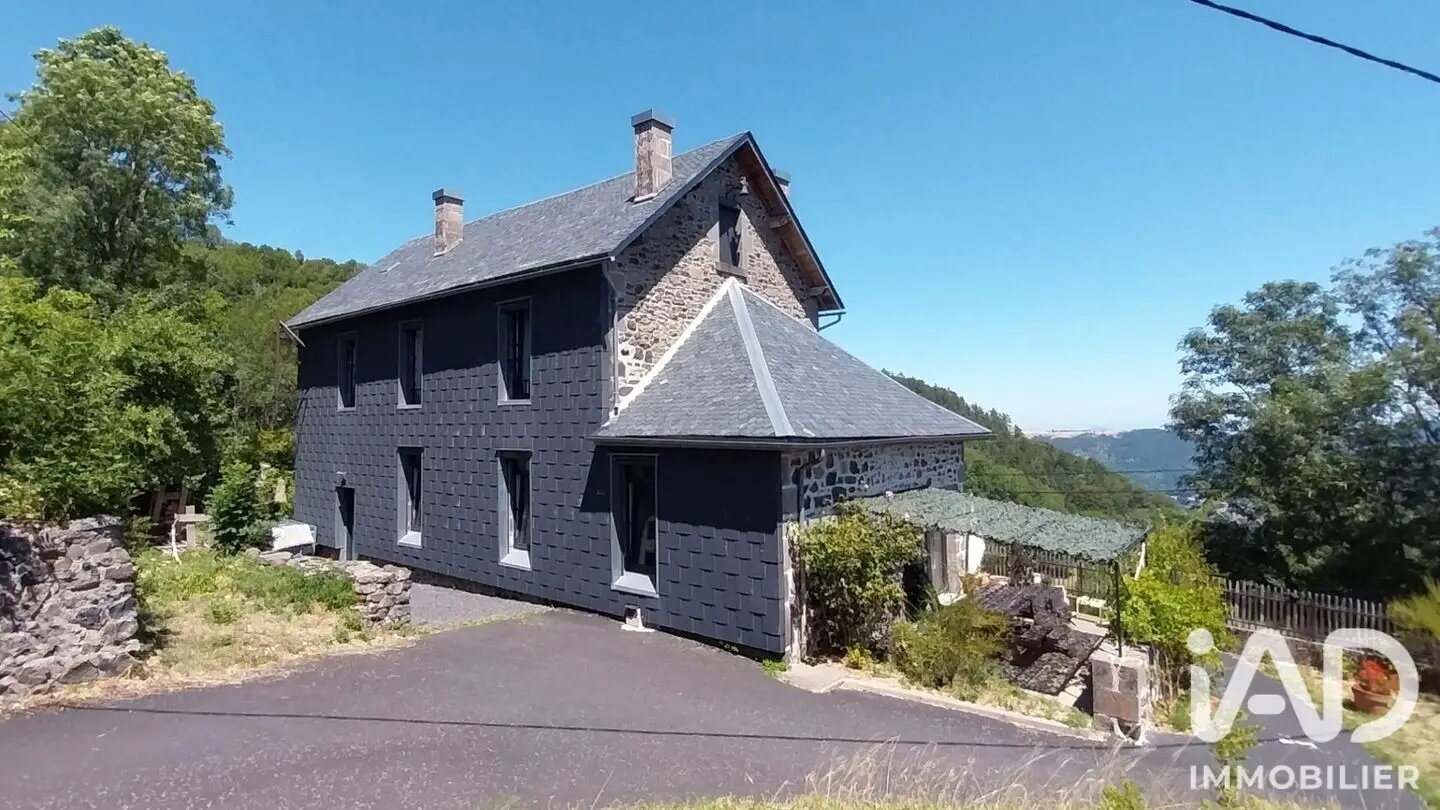 Maison à vendre, 220m², Besse-et-Saint-Anastaise