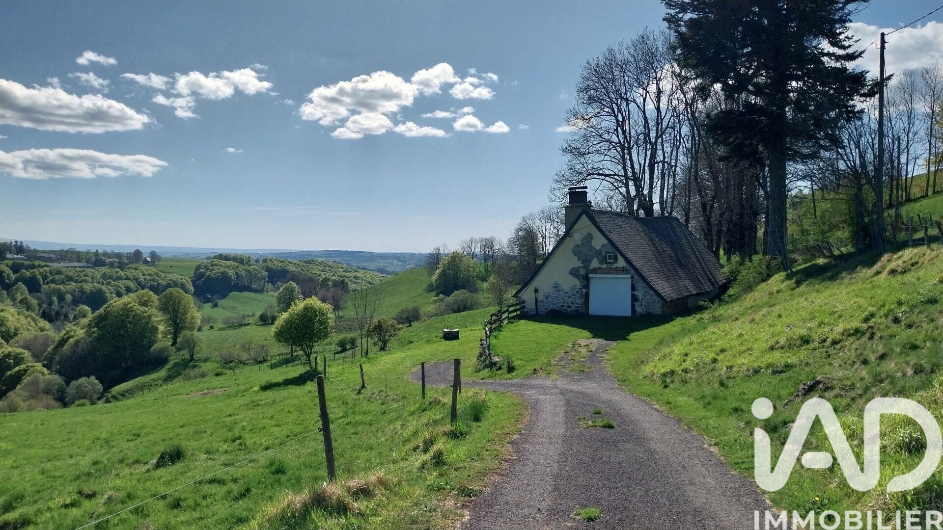 Maison à vendre, 190m², Egliseneuve-d'Entraigues