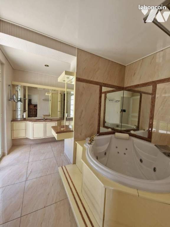 Maison à vendre, 245m², Parçay-Meslay