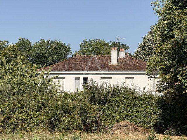 Maison à vendre, 200m², Saint-Denis-la-Chevasse