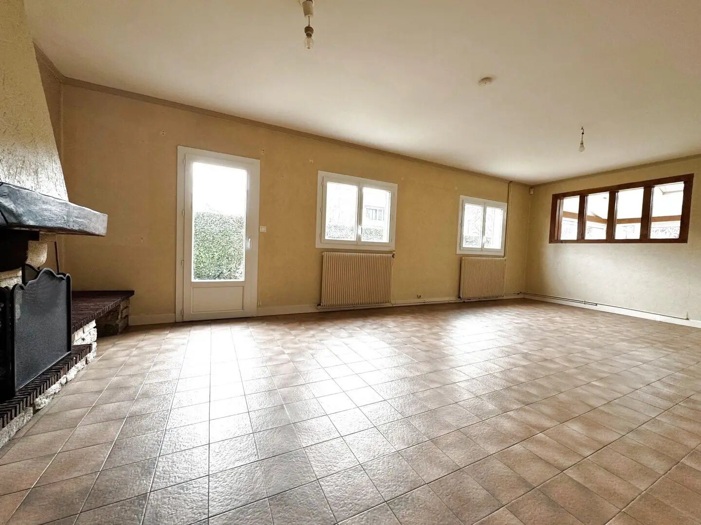 Maison à vendre, 121m², Thiers-sur-Thève