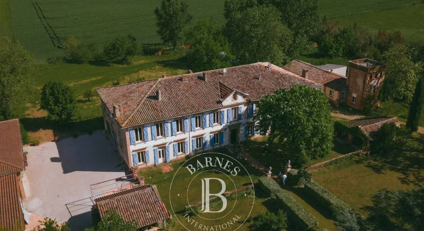 Maison à vendre, 1300m², Lisle-sur-Tarn
