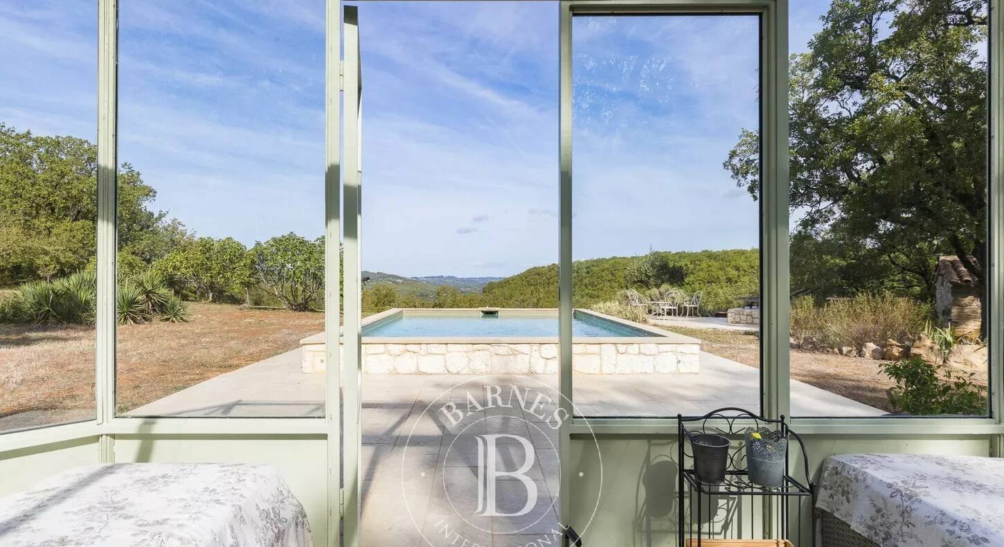 Maison à vendre, 230m², Saint-Antonin-Noble-Val
