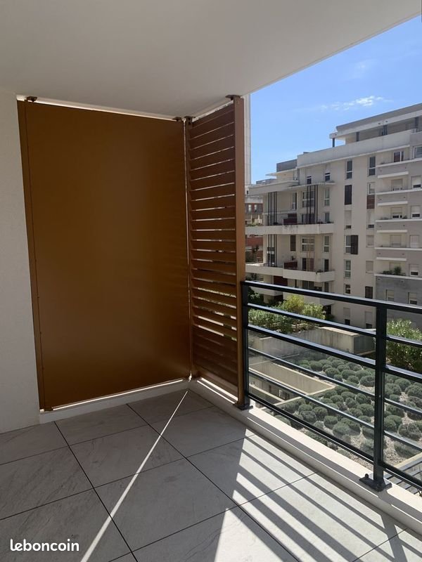 Appartement à louer, 73m², Marseille 8ème