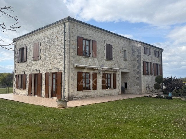 Maison à vendre, 217m², Brie