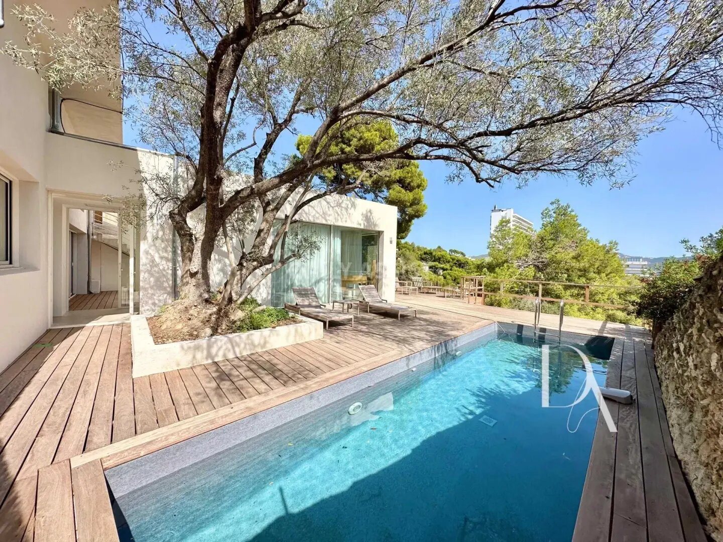 Appartement à louer, 210m², Marseille 9ème