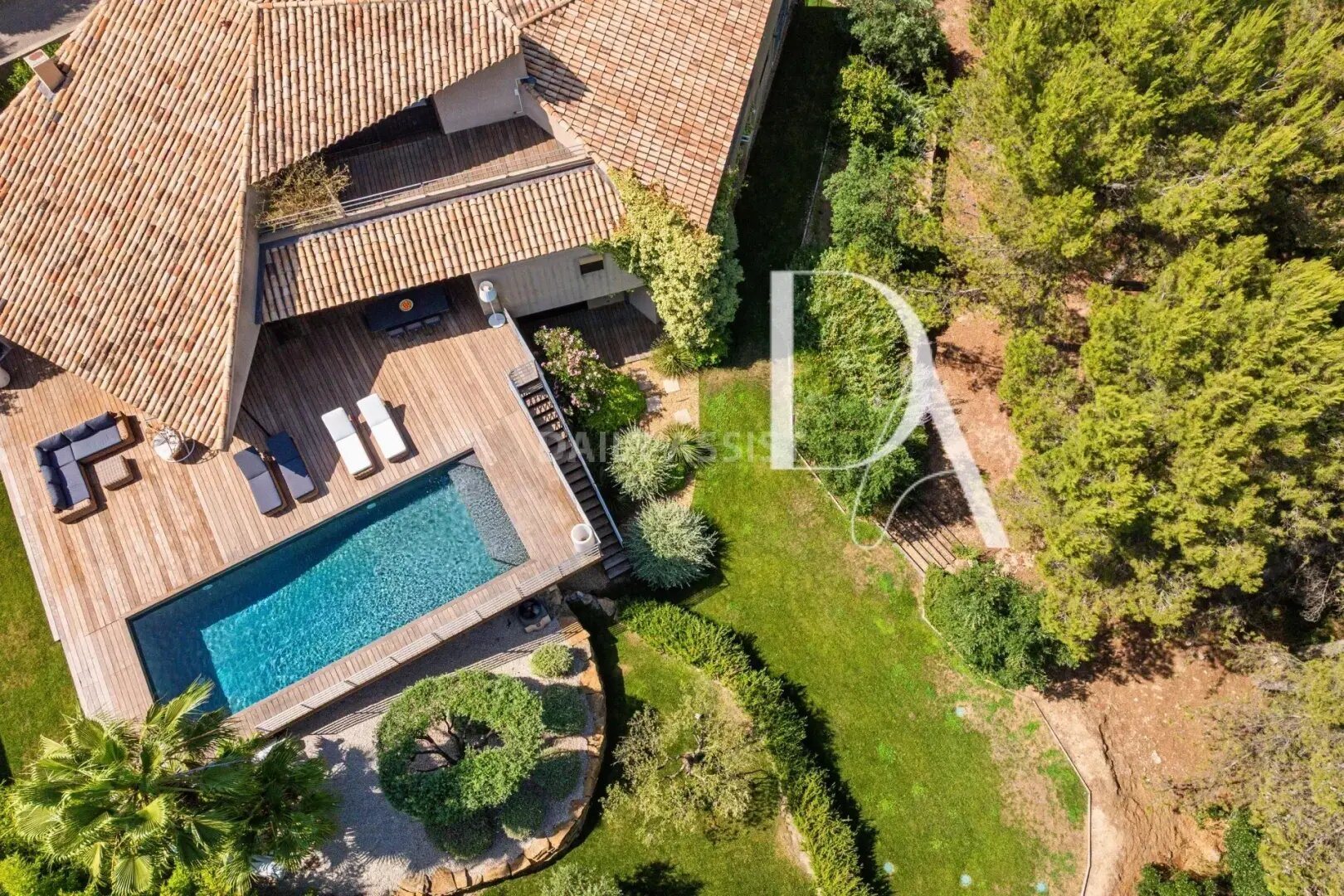 Maison à louer, 280m², Marseille 11ème