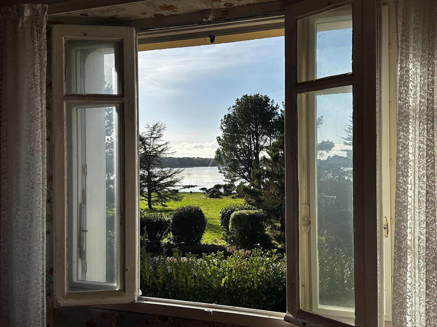 Maison à vendre, 135m², Locoal-Mendon