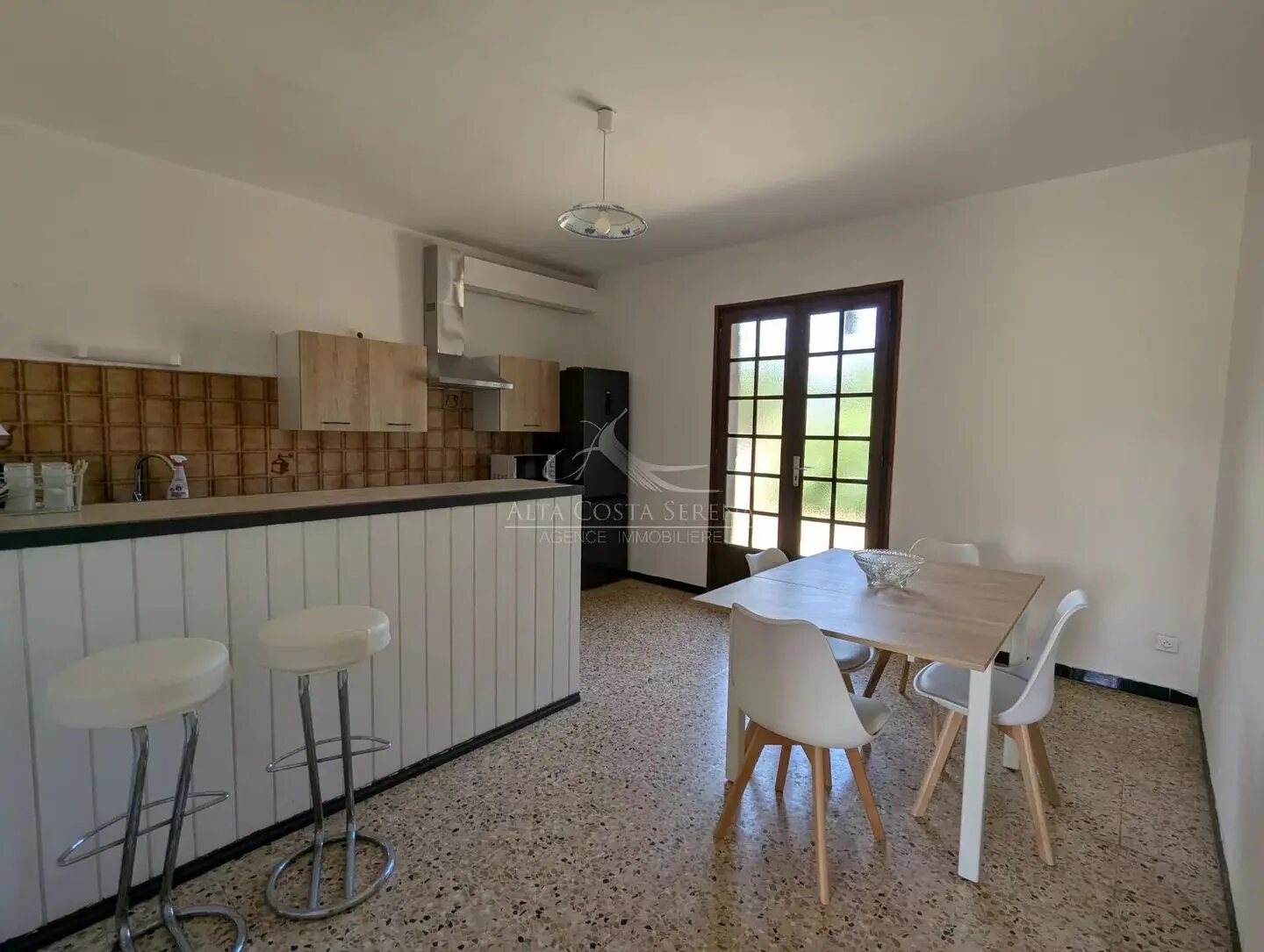 Appartement à louer, 108m², Prunelli-di-Fiumorbo