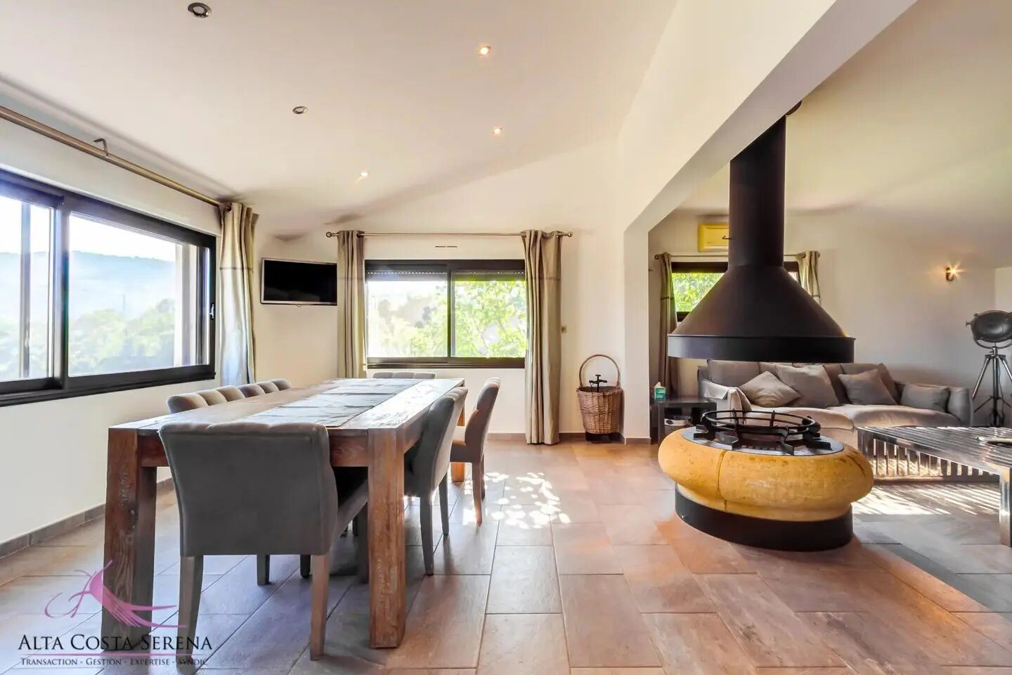 Appartement à louer, 171m², Prunelli-di-Fiumorbo