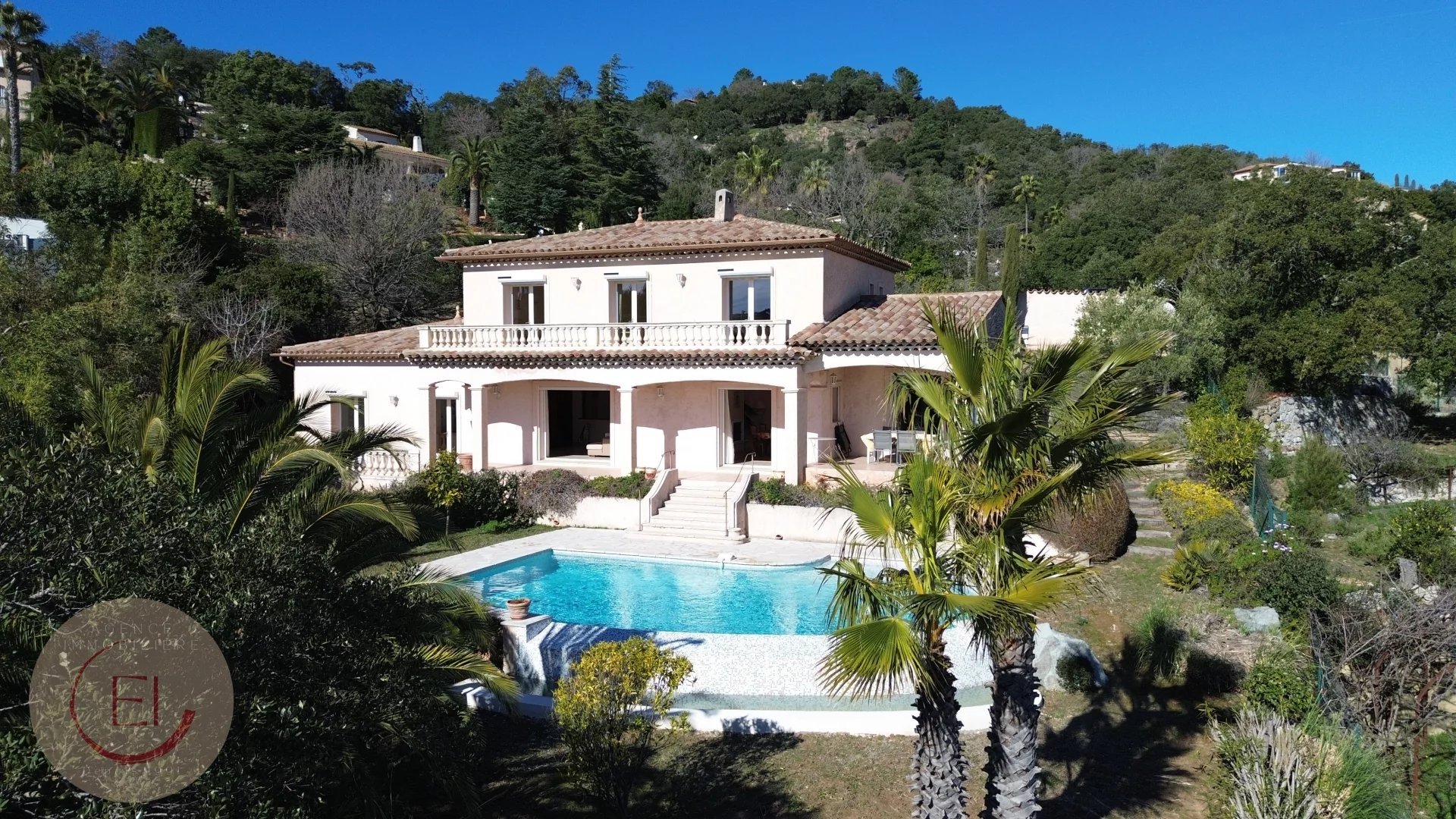 Maison à vendre, 203m², Les Adrets-de-l'Estérel