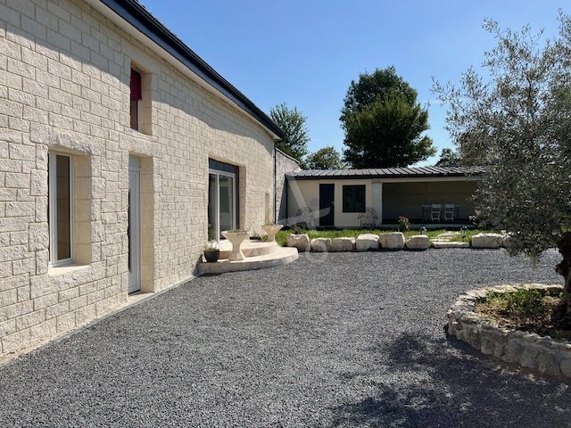 Maison à vendre, 220m², Gond-Pontouvre