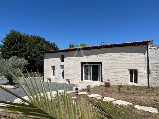 Maison à vendre, 220m², Gond-Pontouvre