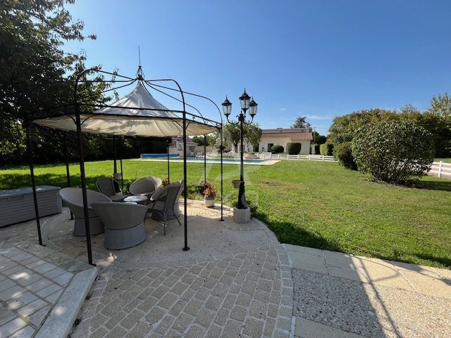 Maison à vendre, 150m², Angoulême