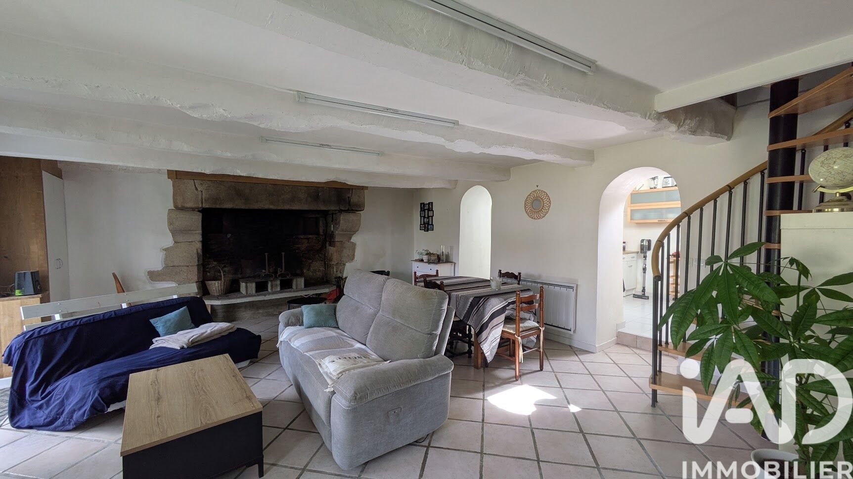 Maison à vendre, 91m², Corseul