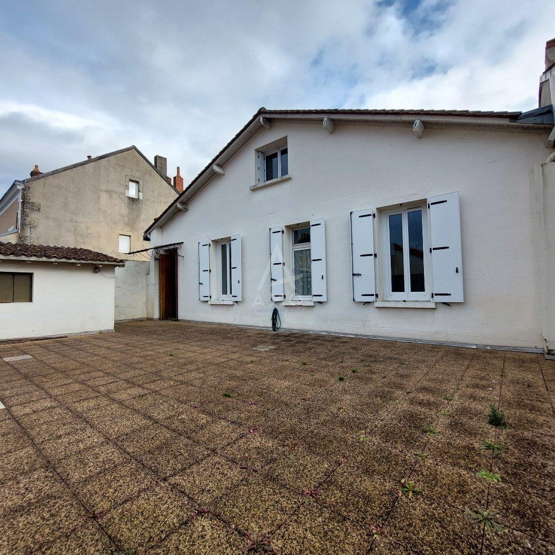 Appartement à vendre, 111m², Périgueux