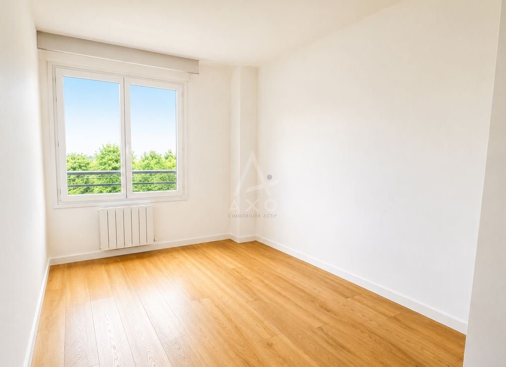 Appartement à vendre, 77m², Suresnes